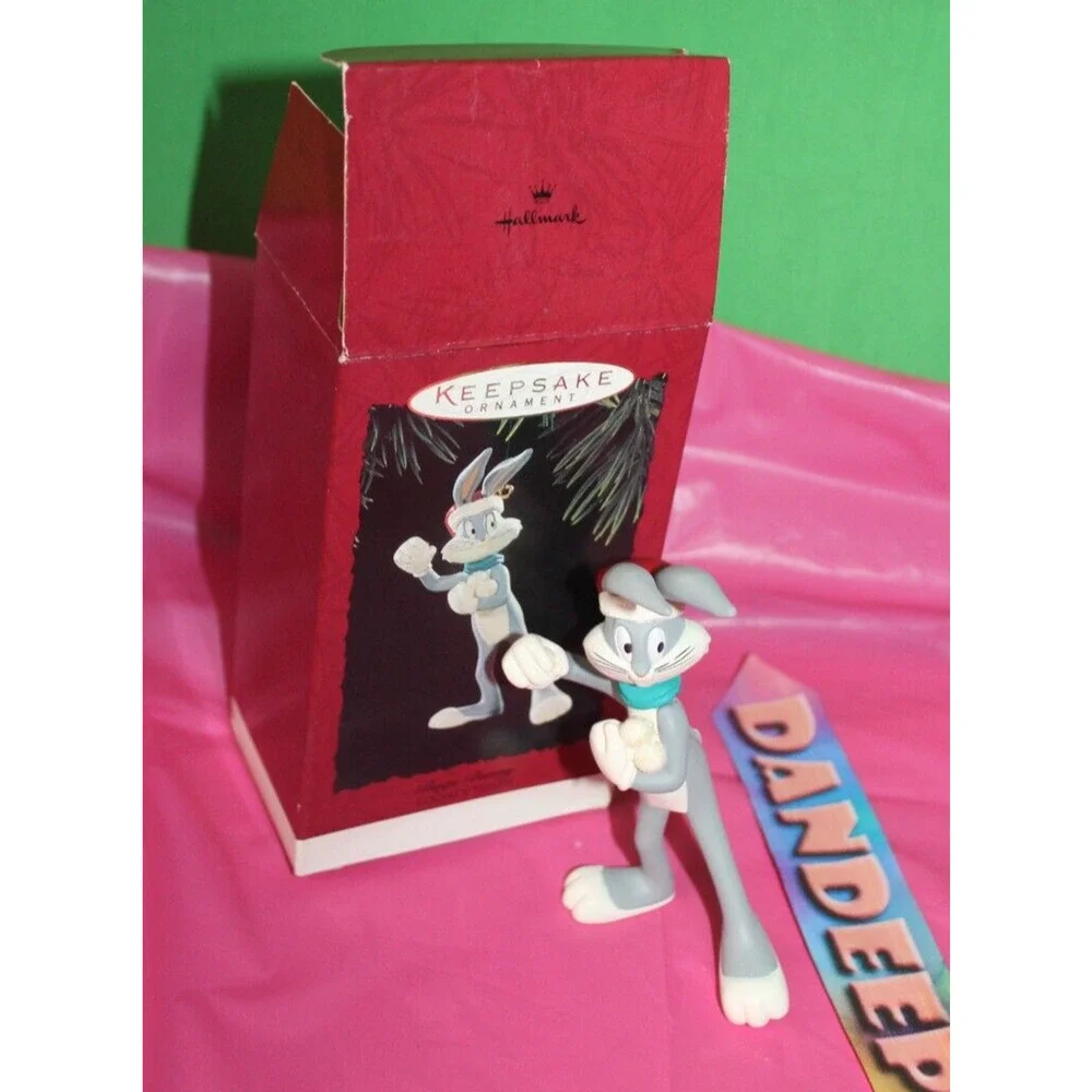 Hallmark Keepsake Looney Tunes Bugs Bunny Vintage 1995 Holiday Ornament QX5019